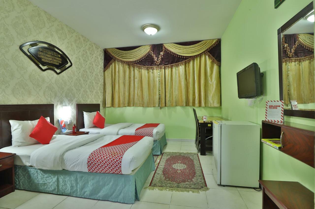 Oyo 261 Remas Hotel Apartment Дубай Экстерьер фото